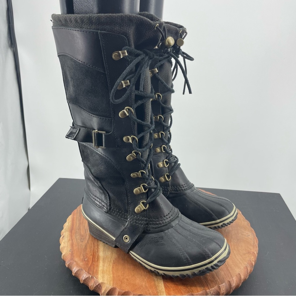 Sorel Conquest Carly Black Leather Winter Boots Style NL2136-010 Womens Size 8